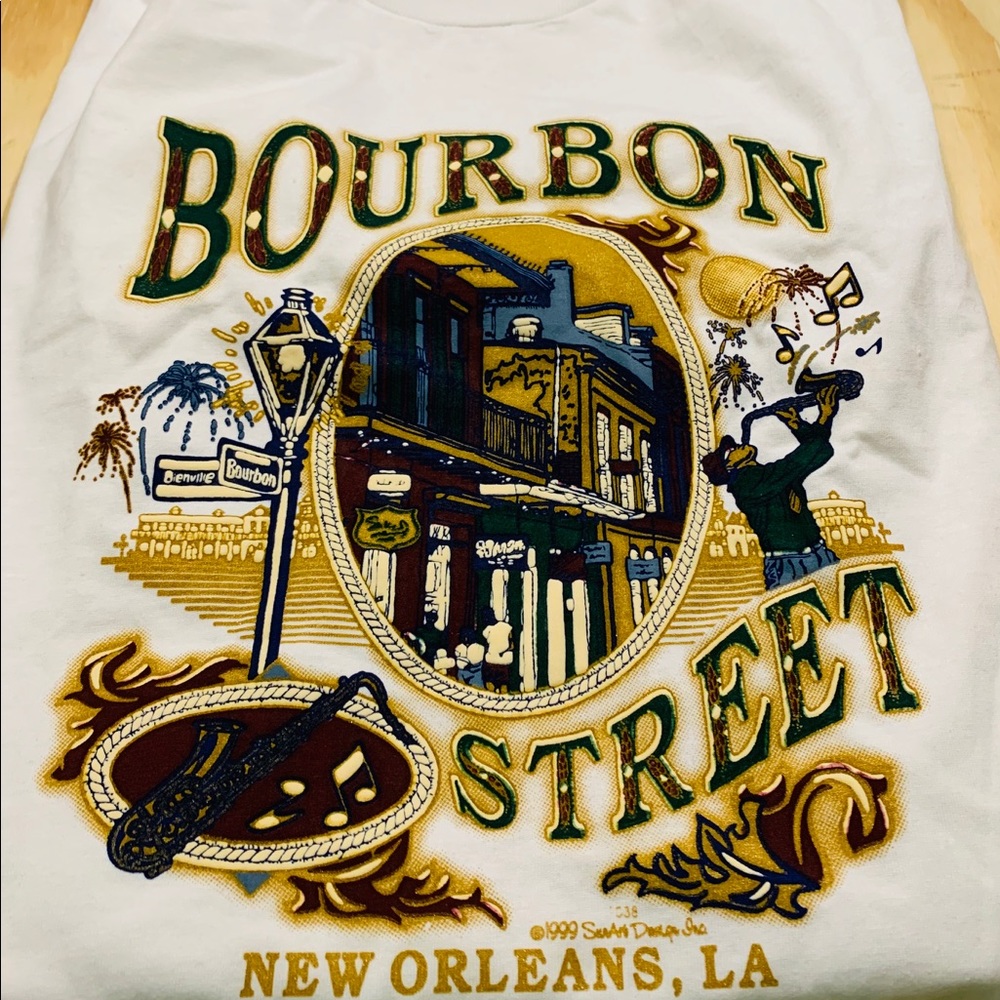 ***SOLD***        Tee Shirt